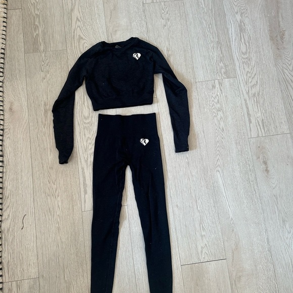 WOMENS BEST workout set - Picture 9 of 15